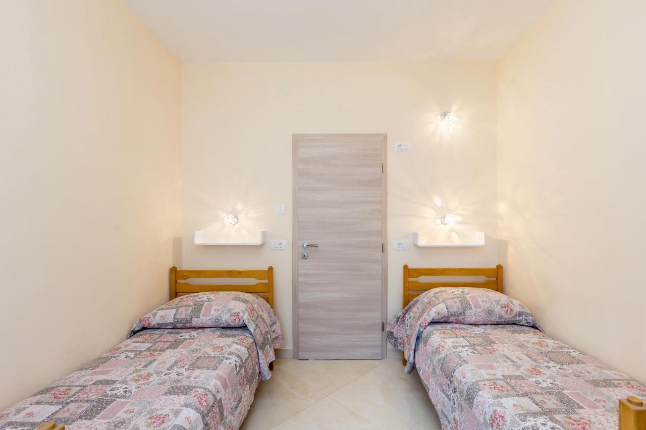 Apartman Vesna 马林斯卡 外观 照片